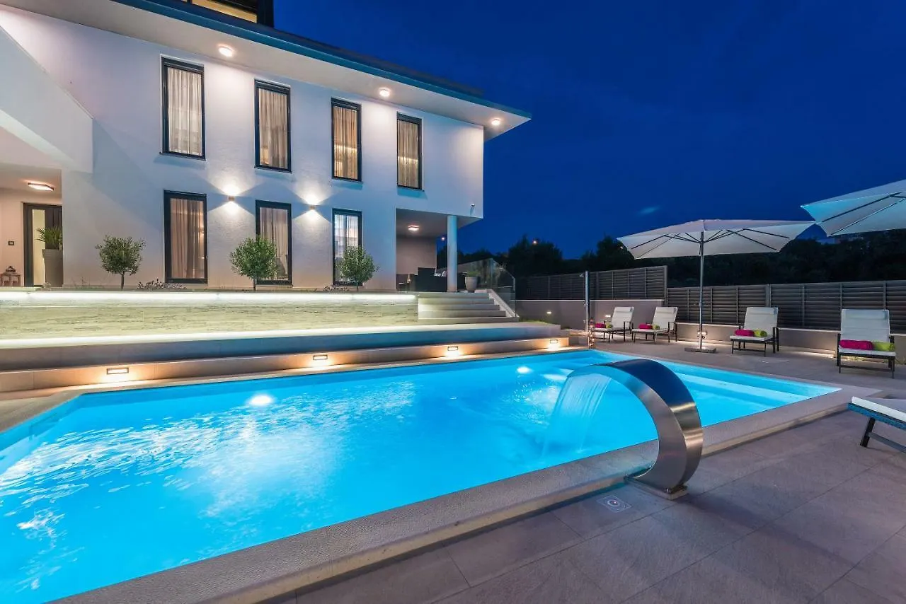 شقة Villa Franica زادار